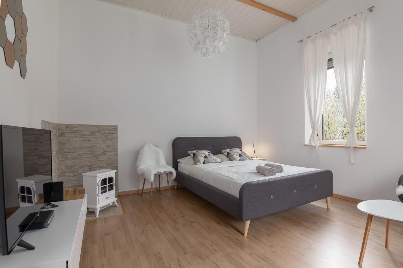 Opn Apartments Блед Екстериор снимка