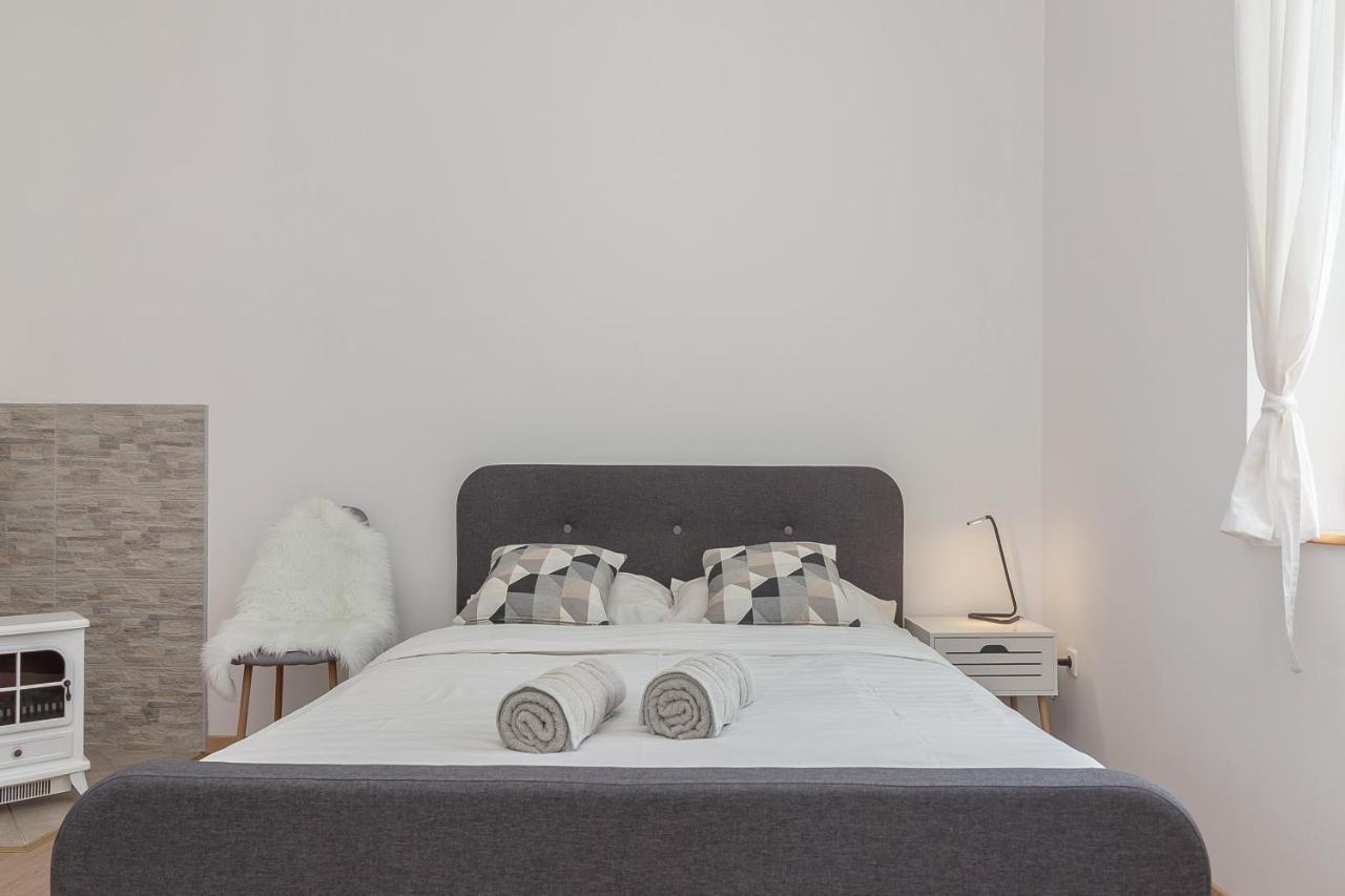 Opn Apartments Блед Екстериор снимка