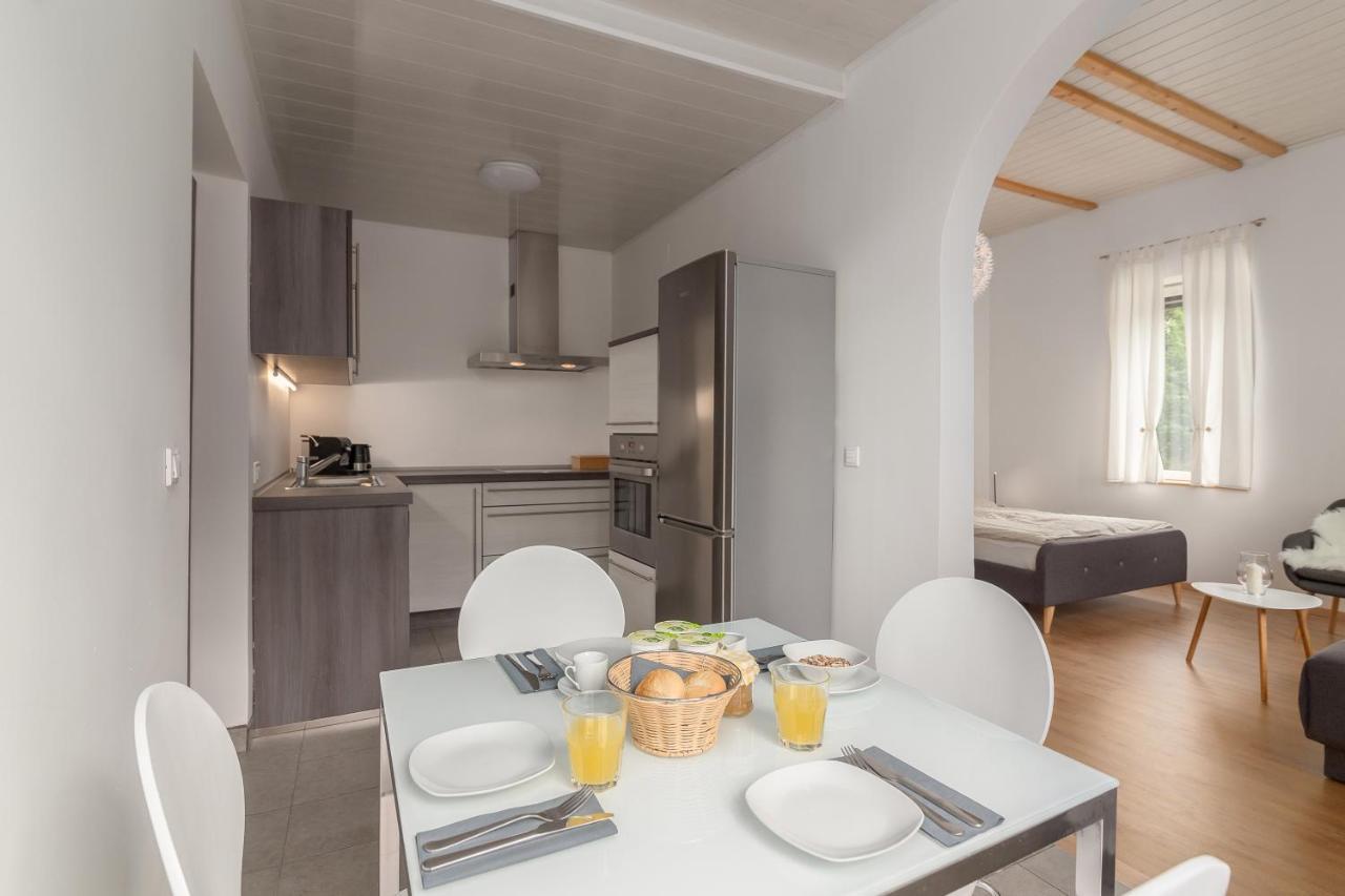 Opn Apartments Блед Екстериор снимка