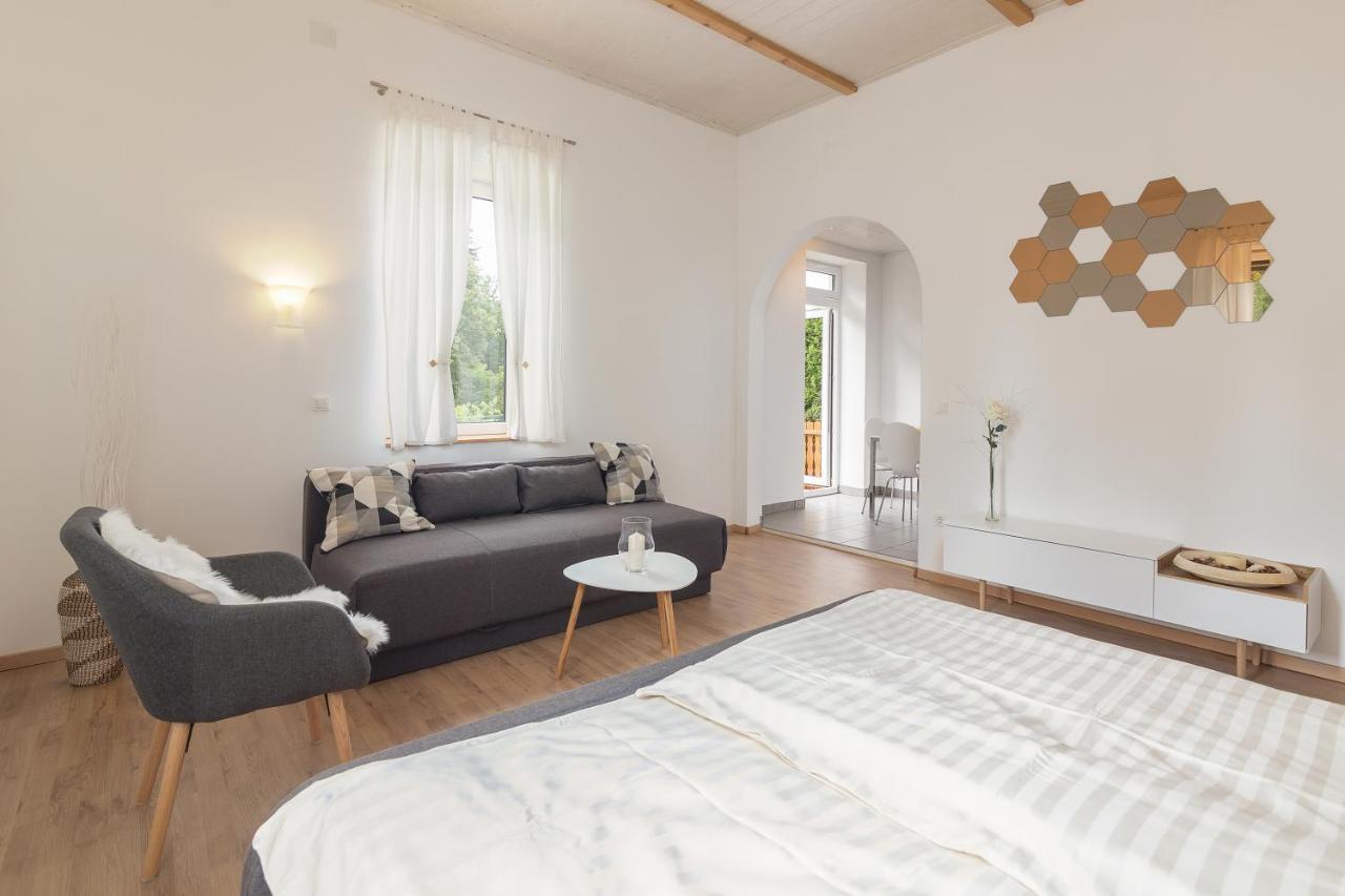 Opn Apartments Блед Екстериор снимка